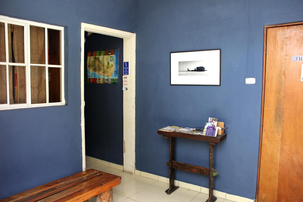Ximenas Guest House Сан-Сальвадор Екстер'єр фото